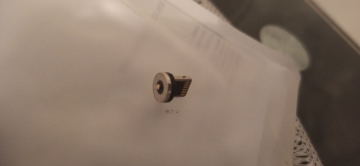 Kabel iPhone 2m ostatnie cztery sztuki