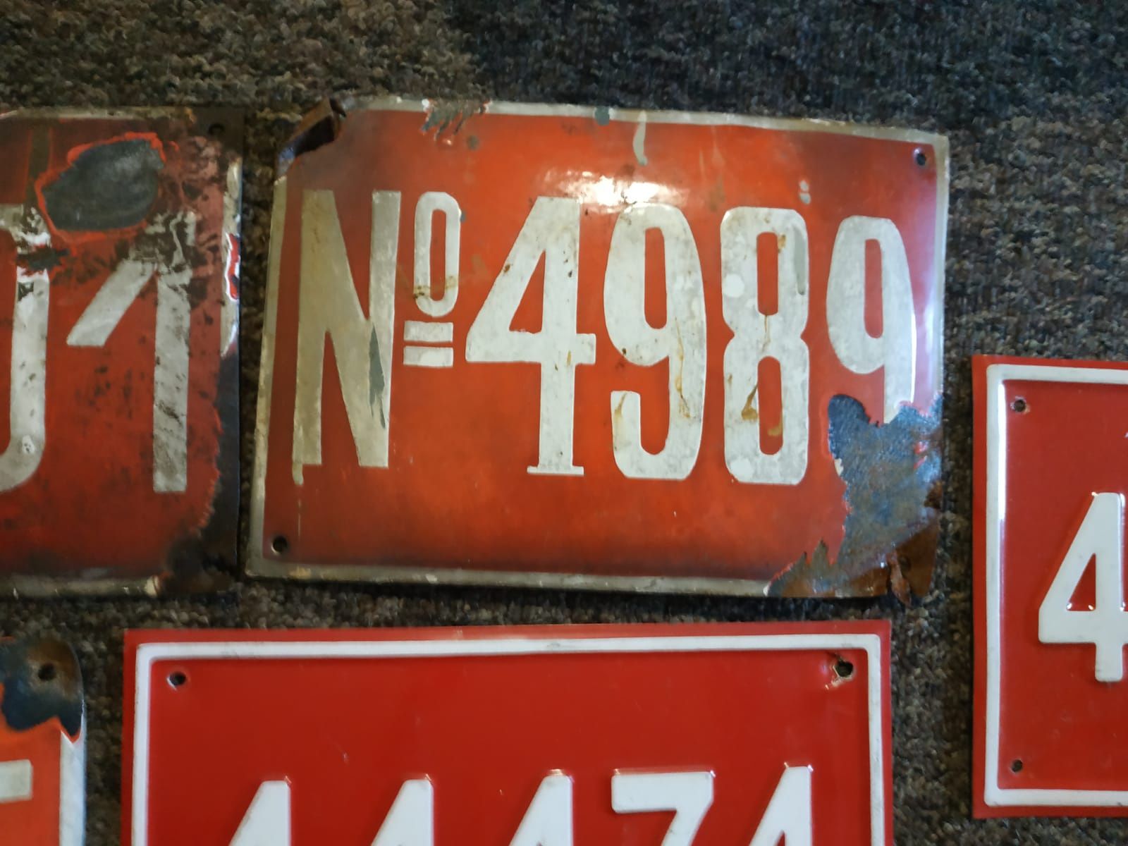 Stare emaliowane tablice oraz aluminiowe z PRL-u