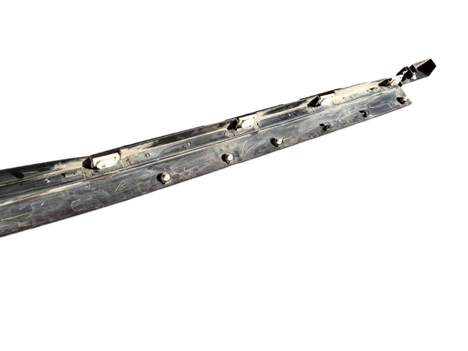 Накладка порога правая (погнута) Chevrolet Blazer 3.6 2019 разборка