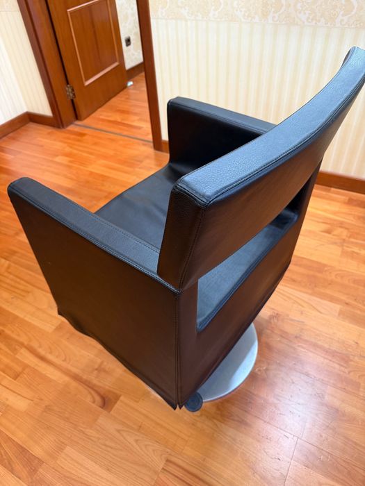 Перукарське крісло