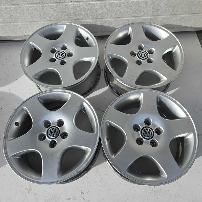 Alufelgi VW PASSAT B7 B8 TIGUAN Sharan Caddy TOURAN 5x112 16'' 4x