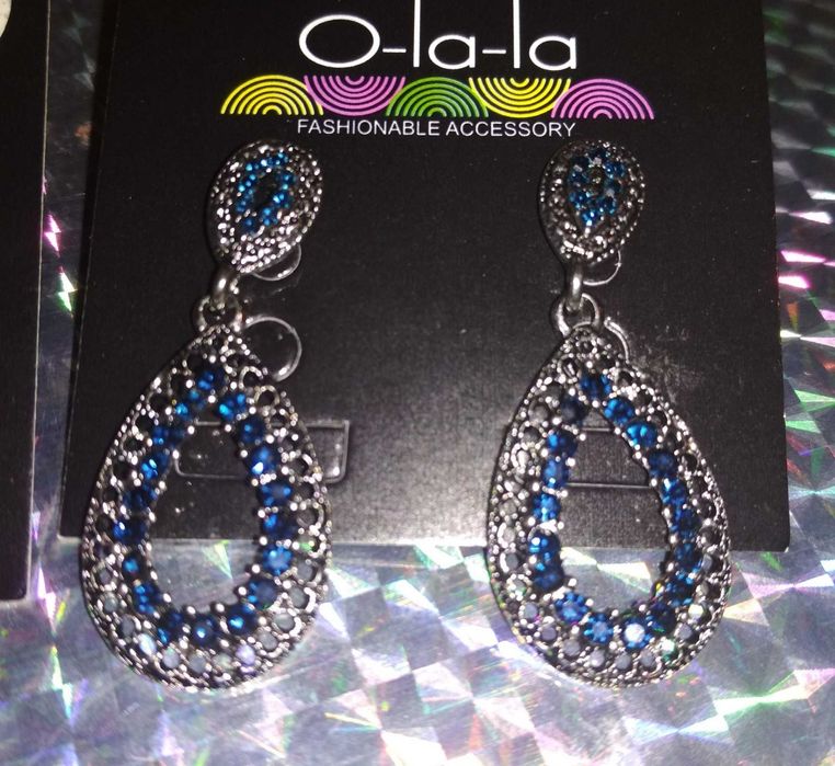 Сережки стильні гарні