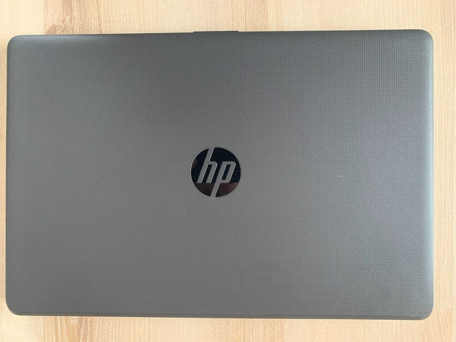 Laptop HP intel i3-7th.DDR4-8GB Nowy Dysk SSD-256GB Gwarancja