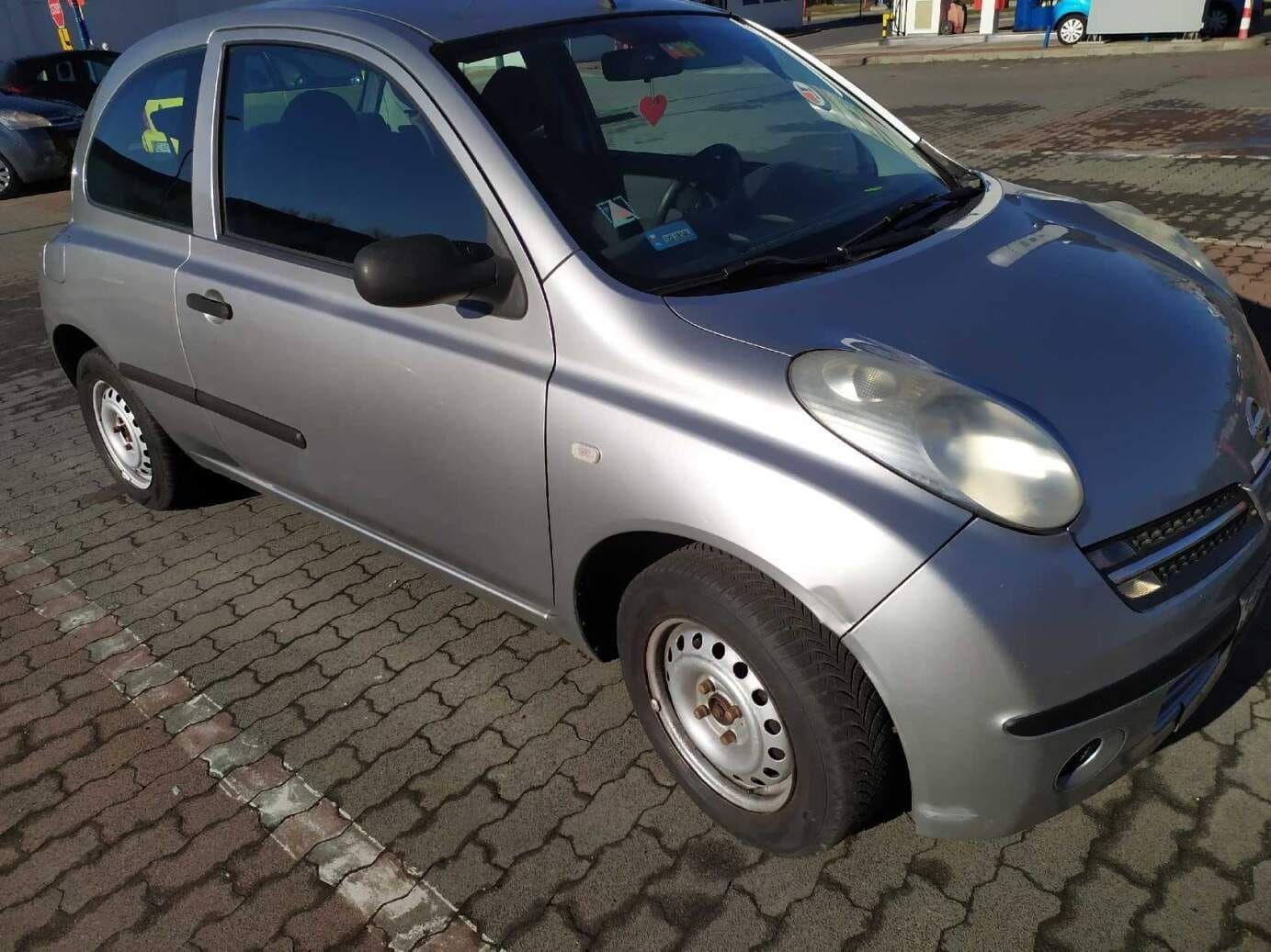 Nissan Micra 2005r.