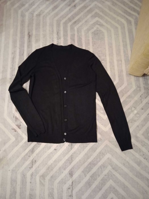 Sweter, sweter rozpinany, czarny klasyczny sweter