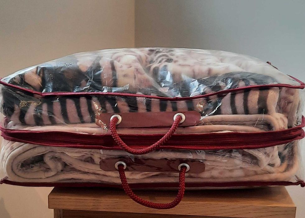 Manta / cobertor novo e macio