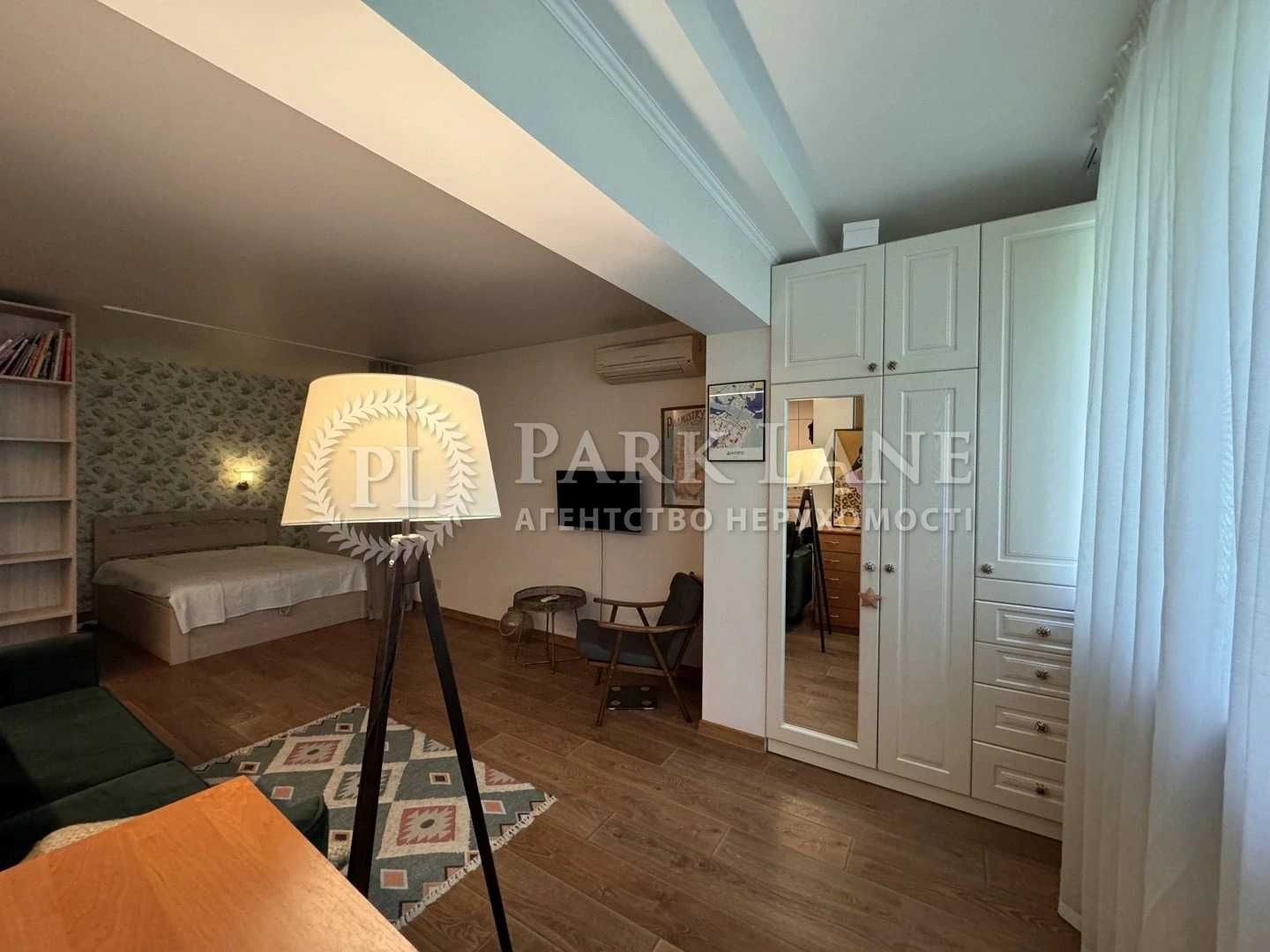 КПІ, квартира з ремонтом, центр, Молдавська 5, без %