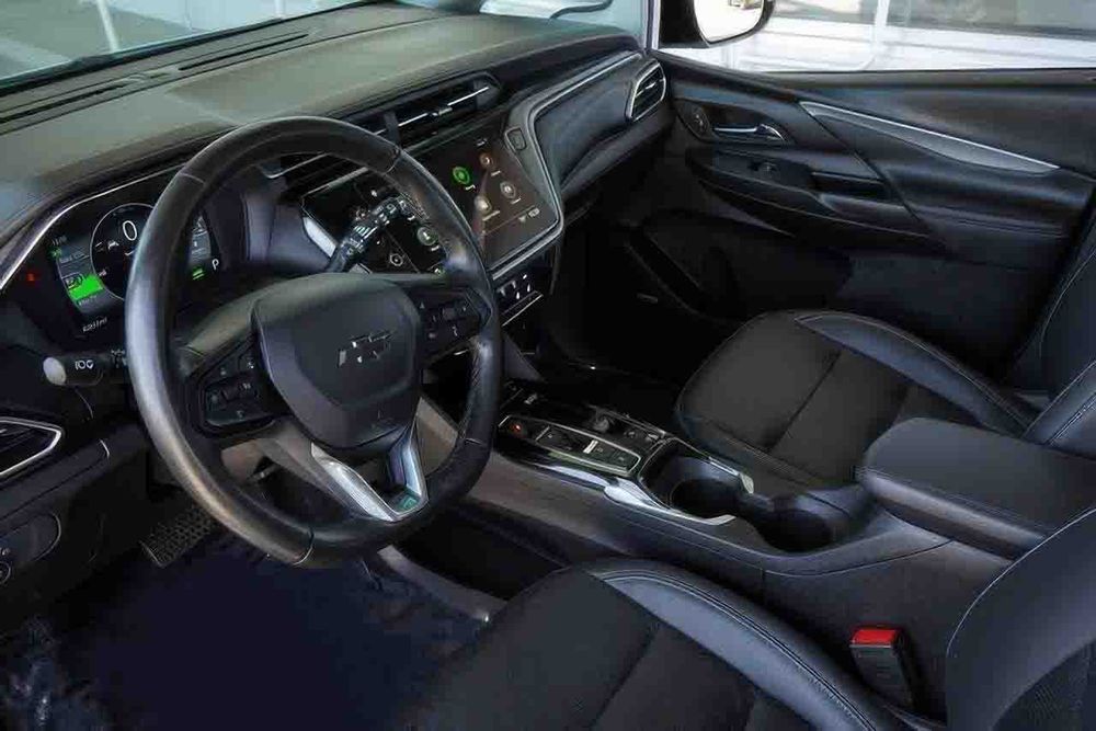 Chevrolet Bolt EV 2LT      2023
