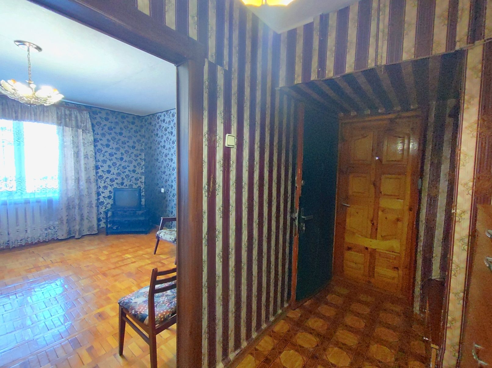 Продаж 3к на Слов'янці!
