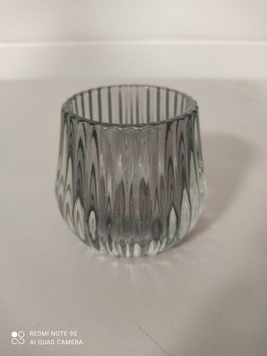 Elegancki świecznik