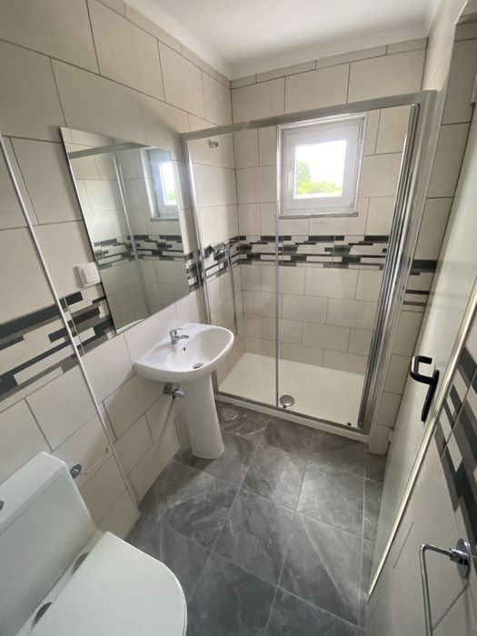 Alugo T0 novo com agua e luz inclusso