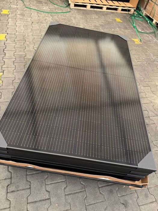 Nowe panele fotowoltaiczne słoneczne DMEGC 370W Mały rozmiar Fullblack