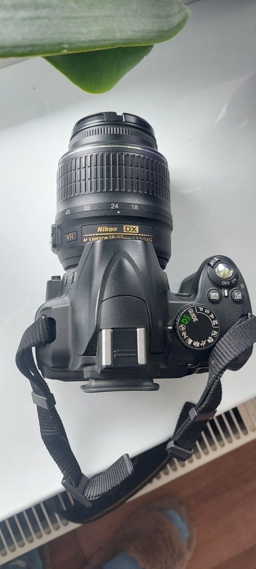 Продам Фотоапарат Nikon D3000 AF-S 18-105 mm 10.2MP