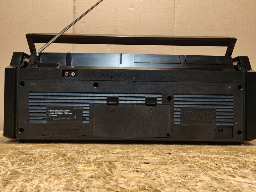 Boombox HITACHI TRK-3D8E - Super Woofer, retro, vintage