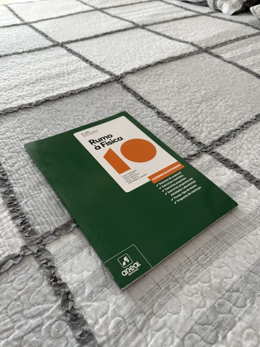 Caderno de Atividades 10° Ano Fisica e Quimica A