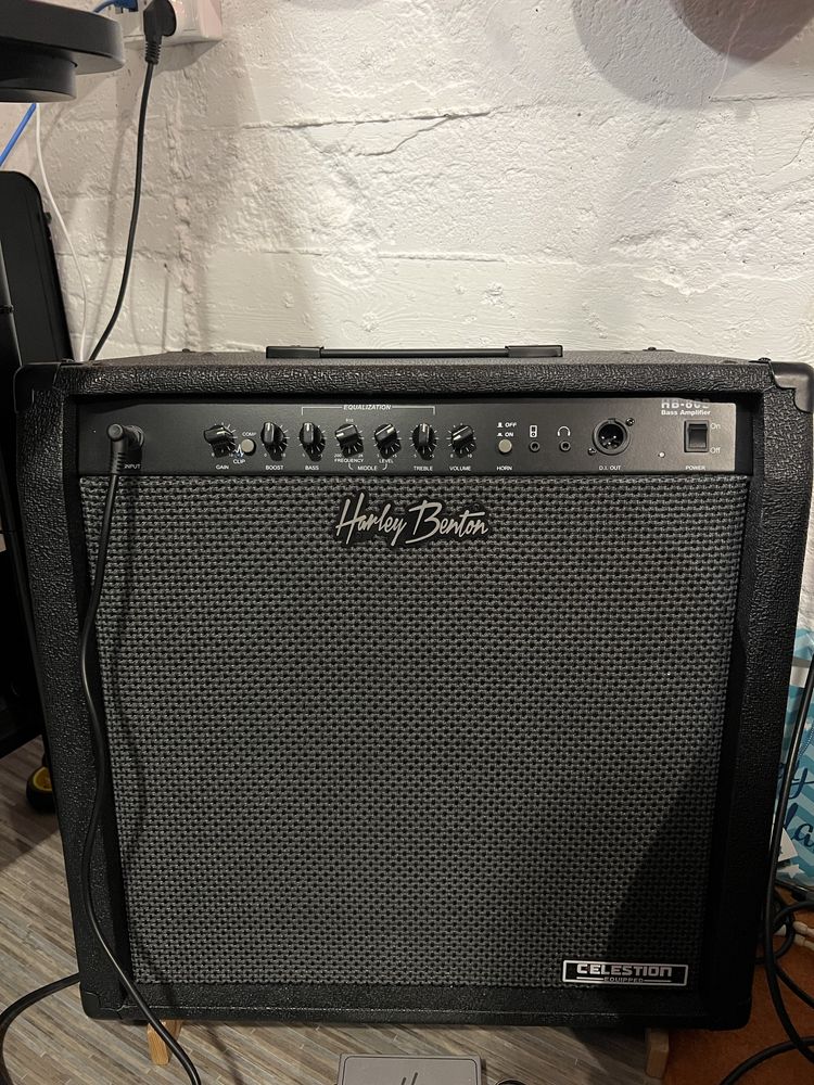Wzmacniacz do gitary basowej HB-80B Celestion 12”