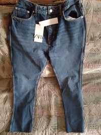 Нов чоловічіі джинси від   ZARA