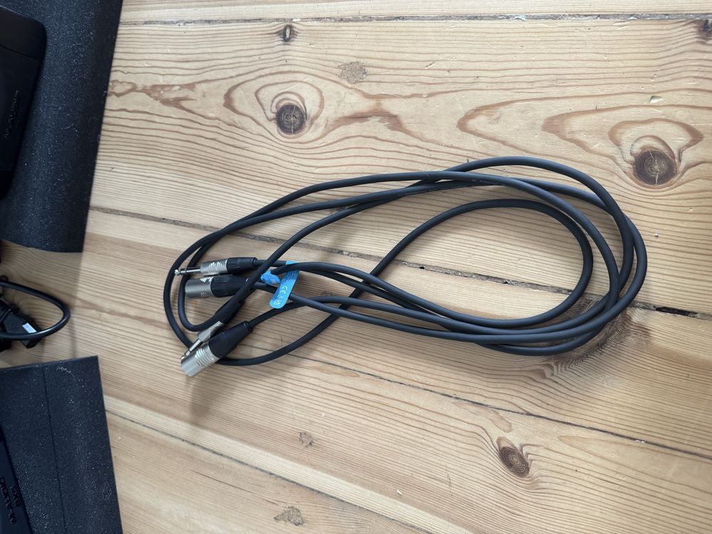 Monitory aktywne M-Audio BX5-D3 + podkładki i kable