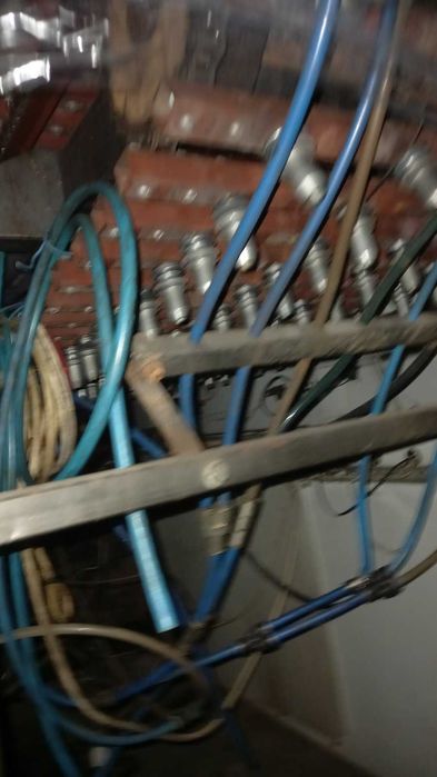 Предлагаем к продаже выдувную машину АПФ-4