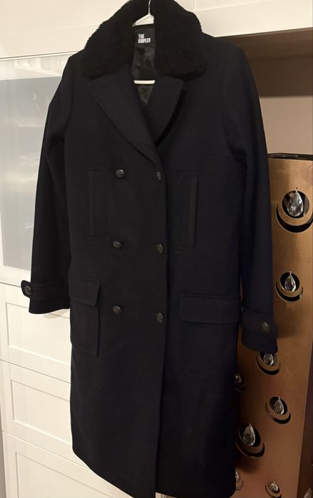 Luksusowy płaszcz marki The Kooples z kolekcji Trend.