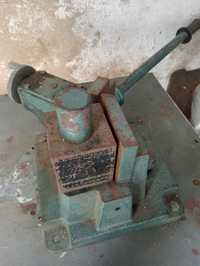 Máquina manual de dobrar ferro