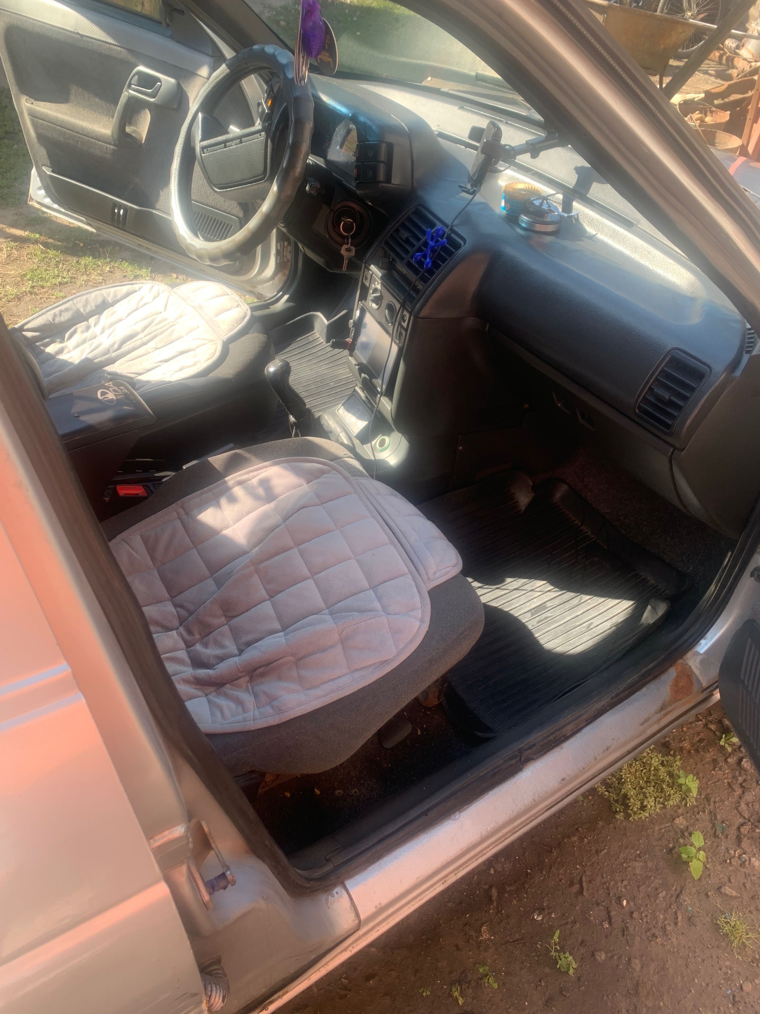 Продам автомобіль 1000$