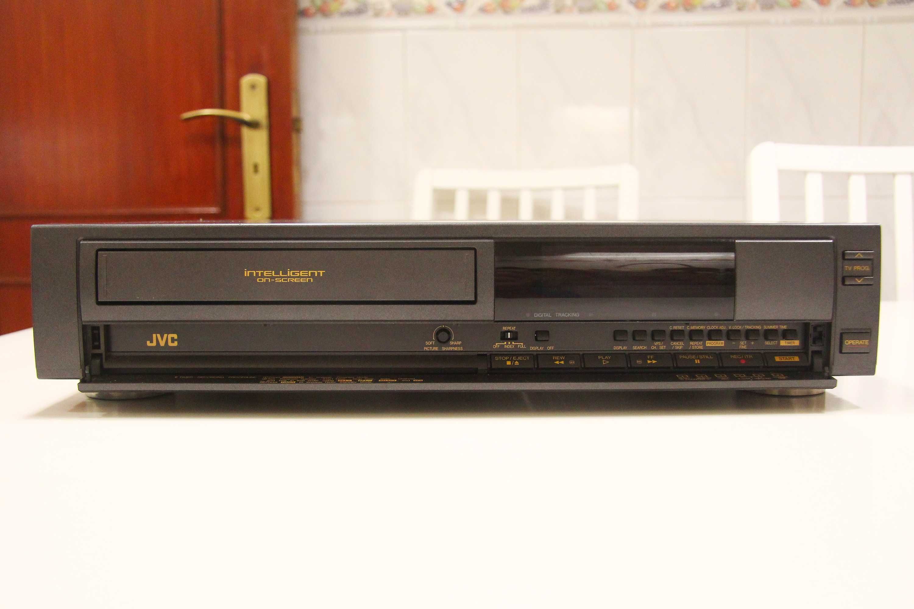 Vídeo Gravador JVC VHS Hi-Fi Stereo HR-D580E