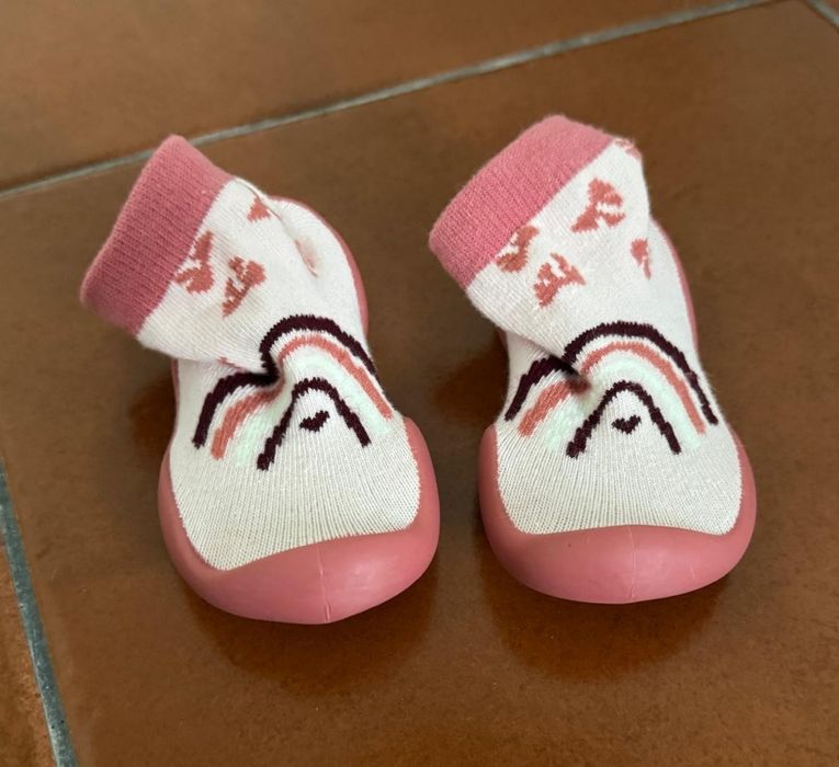 Sapato de meia bebê tamanho 18/19 Novo