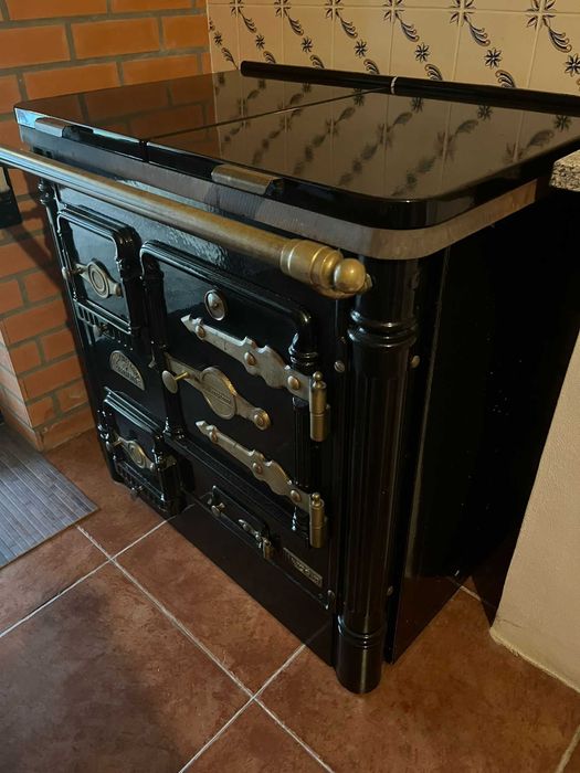 Fogão a Lenha Cozinha e Aquecimento Hergóm