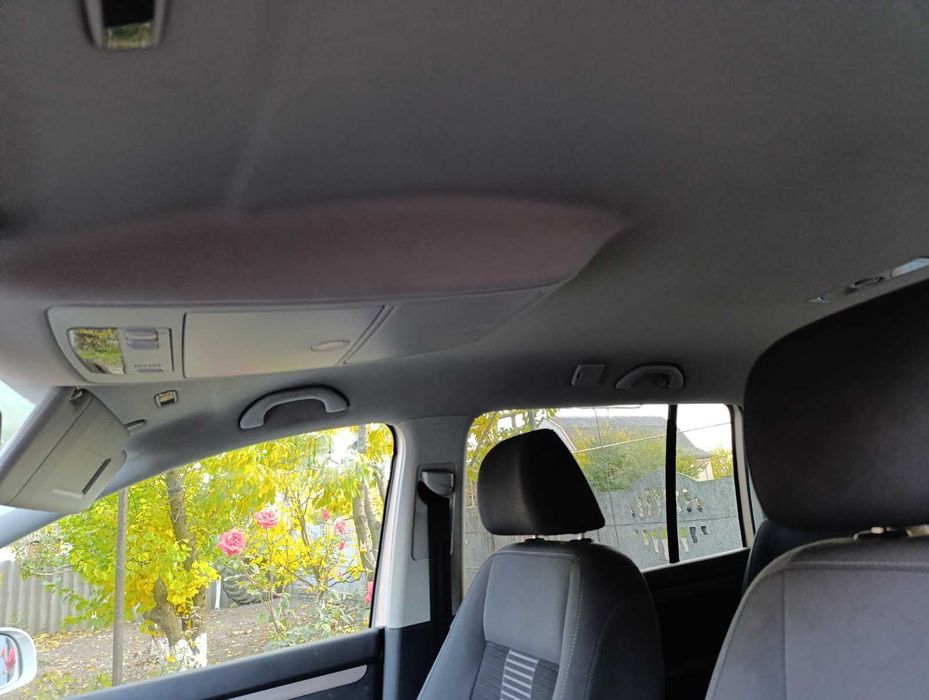 Volkswagen Touran (Туран) 1.4 TSI, 2009р.