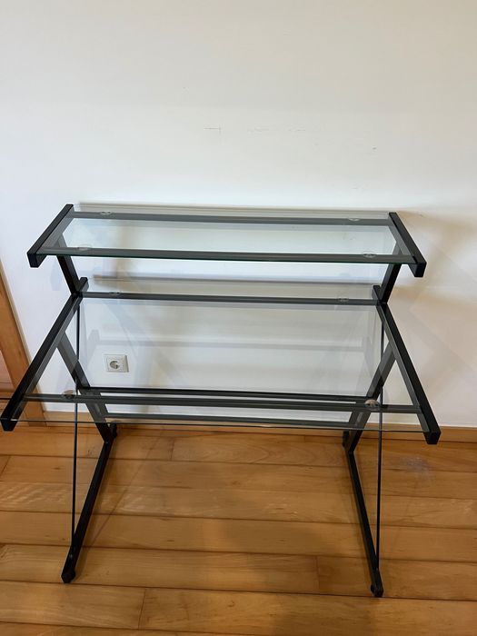 Secretária/Mesa de Computador Moderna em Vidro e Metal