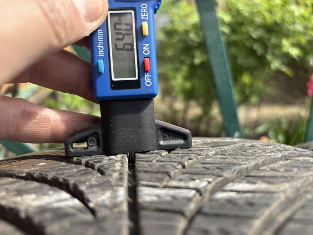 Шини всесезонні R18 235/45 Goodyear 2шт.(ціна за скат)2020рік