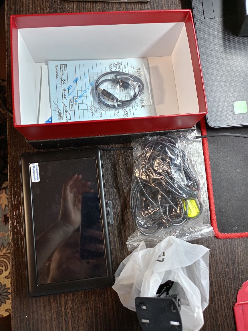 Продам GPS навигатор