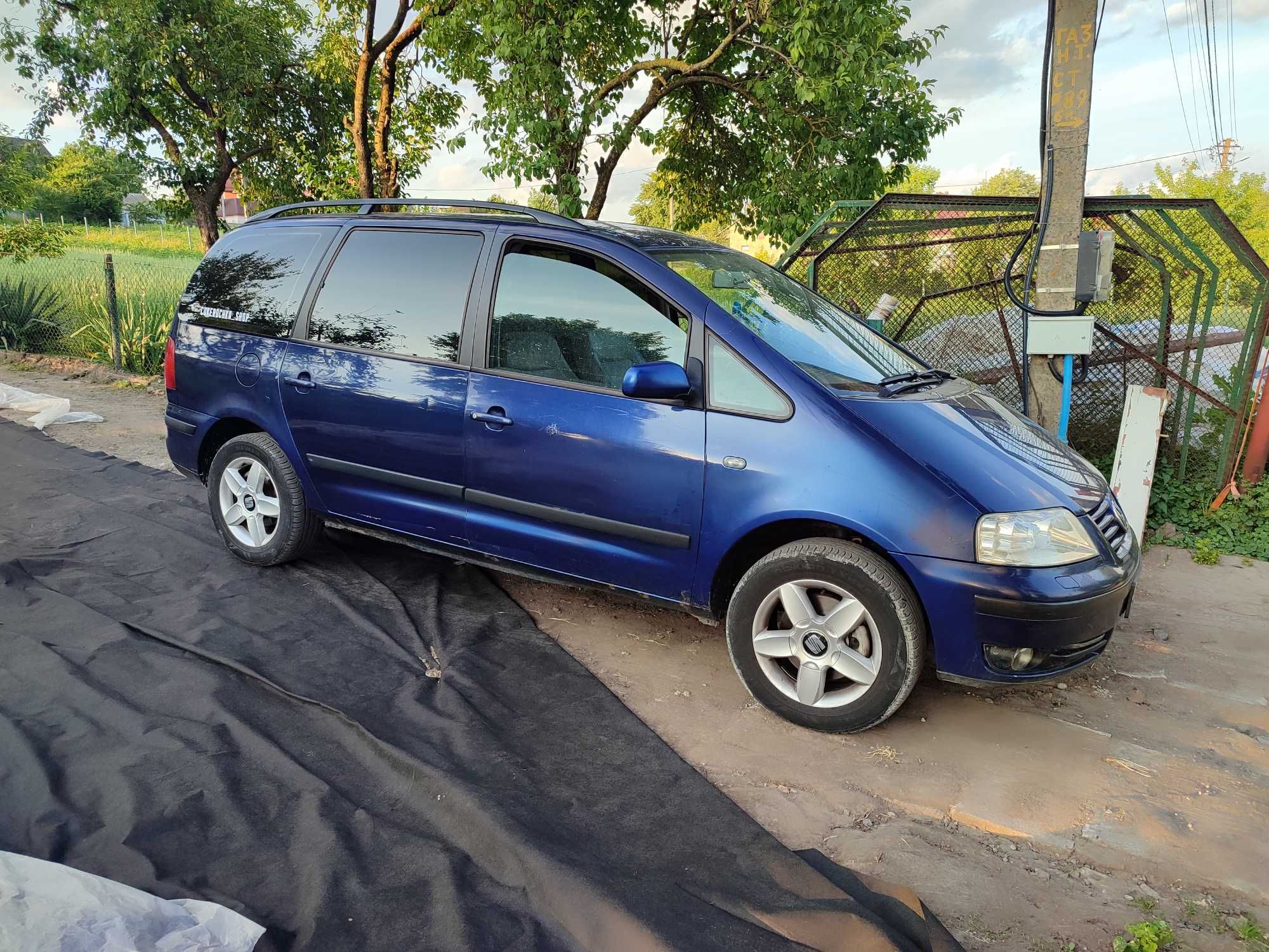 sharan VW 2002р. дизель 1,9 автомат