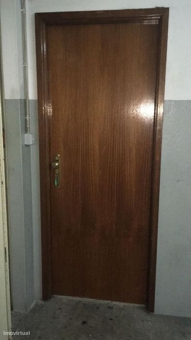 Arrumos Mafamude 4m2 Rua Aureliano Lima, 128