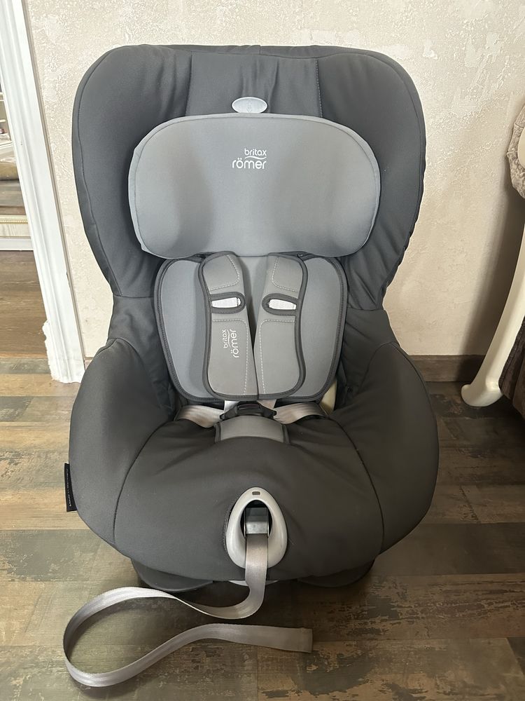 Автокрісло  Britax Römer KING II LS Storm Grey)