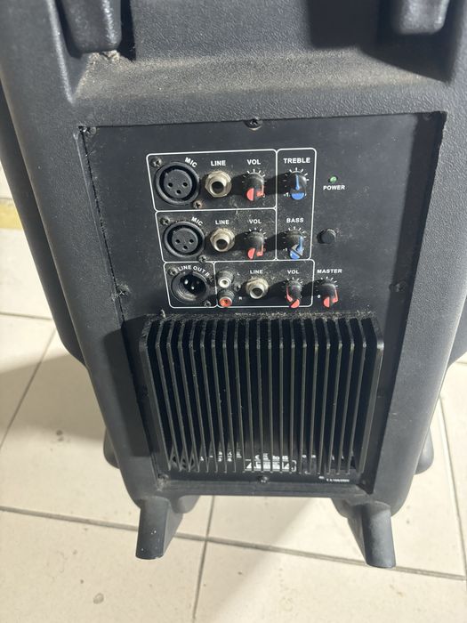 Vendo uma Coluna de som