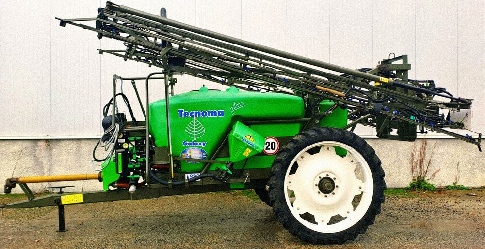 Opryskiwacz TECNOMA GALAXY Nawigacja 21m 2500L