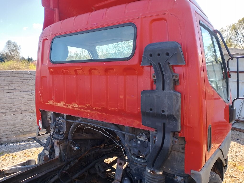 Mitsubishi Canter Kabina Kompletna Eu fotele drzwi lusterka części