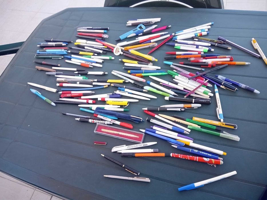 Canetas com publicidade