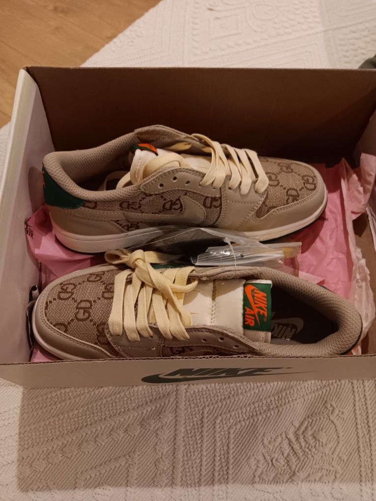 Sapatilha Nike Air Jordan Gucci