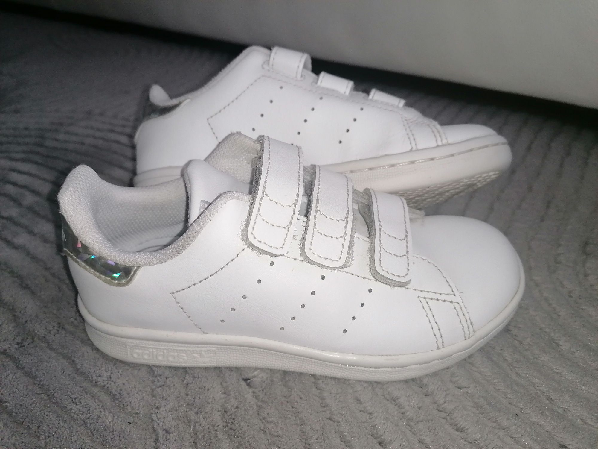 Buty dziecięce Adidas Stan Smith 29 rozm.