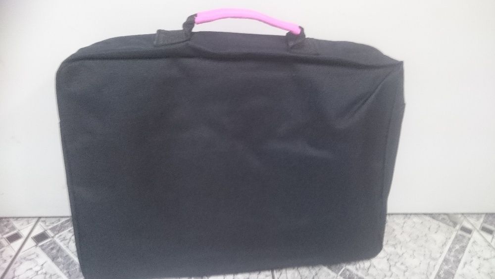Torba na laptopa