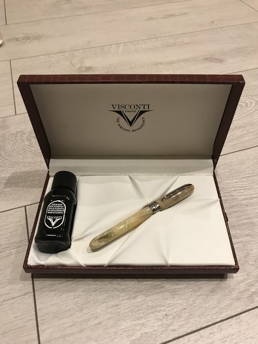 Visconti - Pióro wieczne van Gogh z etui i atramentem