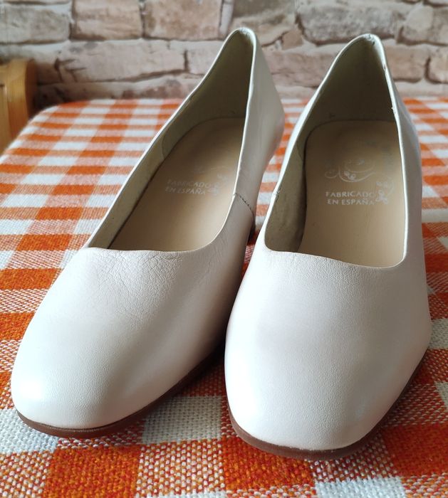 Buty skóra naturalna Markowe Ślubne Nowe r. 40