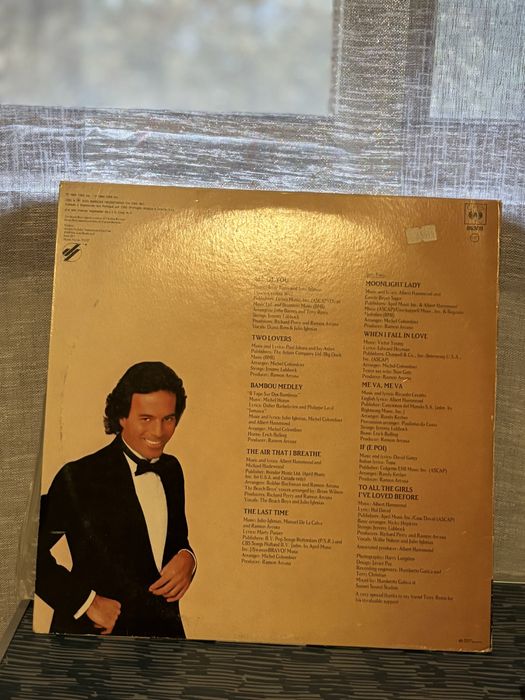 Vinil - Júlio Iglesias - 1100 Bel Air Place