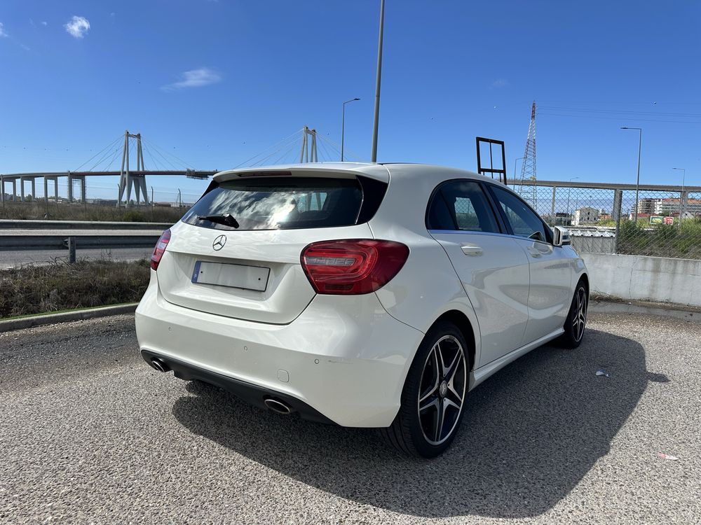Mercedes-Benz A180 Sport Idition J. AMG Aceito Retoma