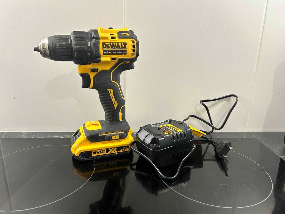 Dewalt DCD708 – w pełni sprawna, z akumulatorem i nową ładowarką