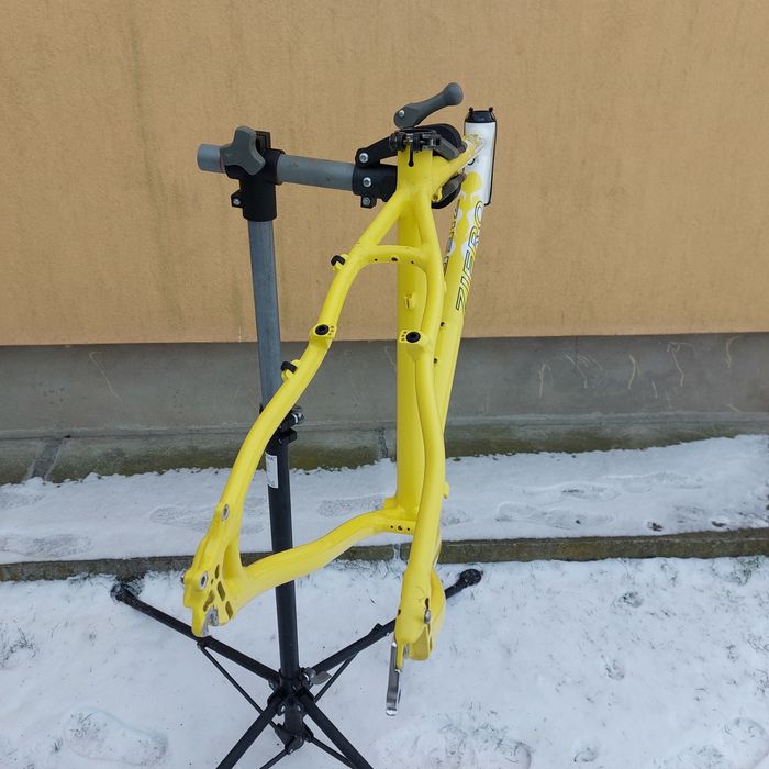 Rama rower ZIERO RACE Ultralite 18" 46cm aluminiowa koła 26 Cane Creek