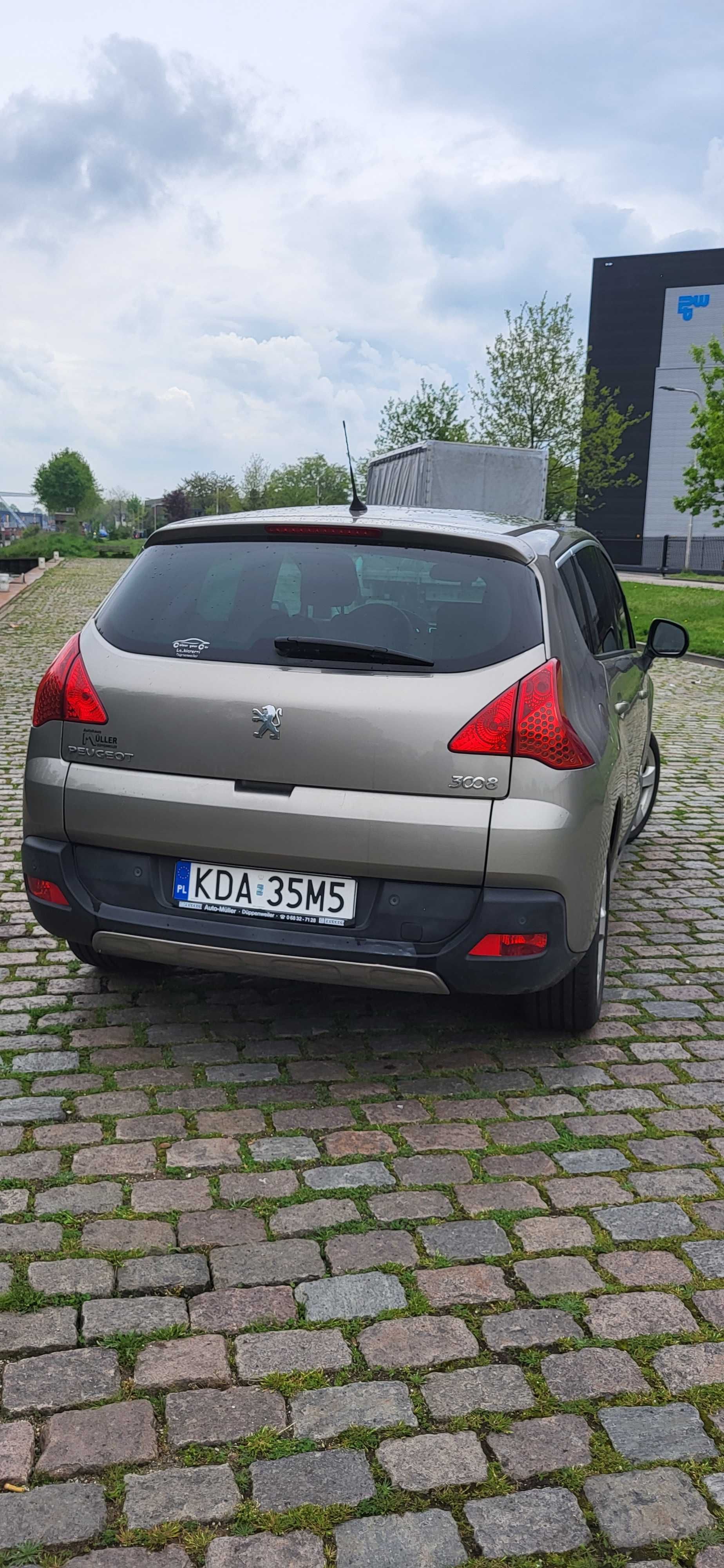 peugeot 30081.6 thp 2011